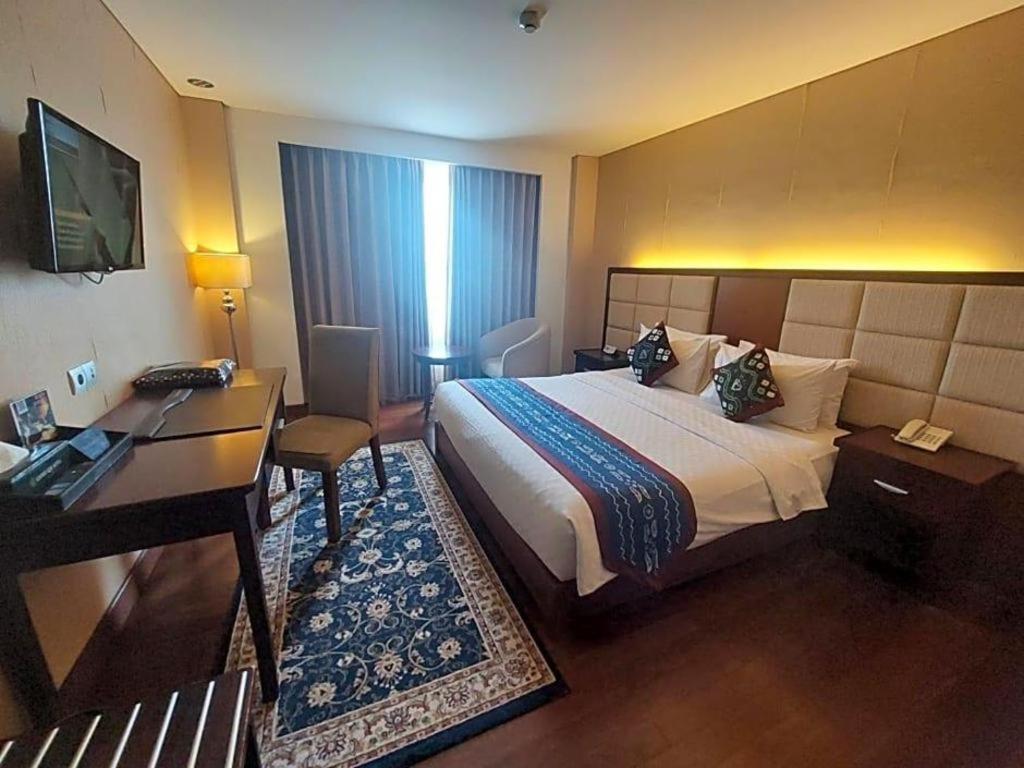 Grand Qin Hotel Banjarbaru Εξωτερικό φωτογραφία