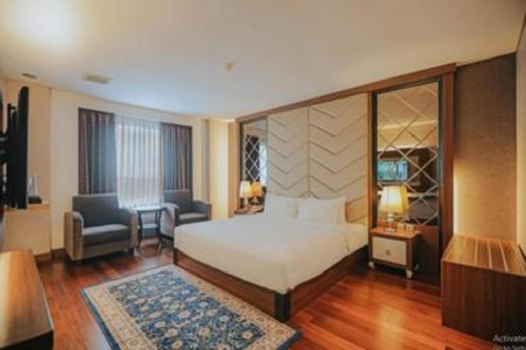Grand Qin Hotel Banjarbaru Εξωτερικό φωτογραφία