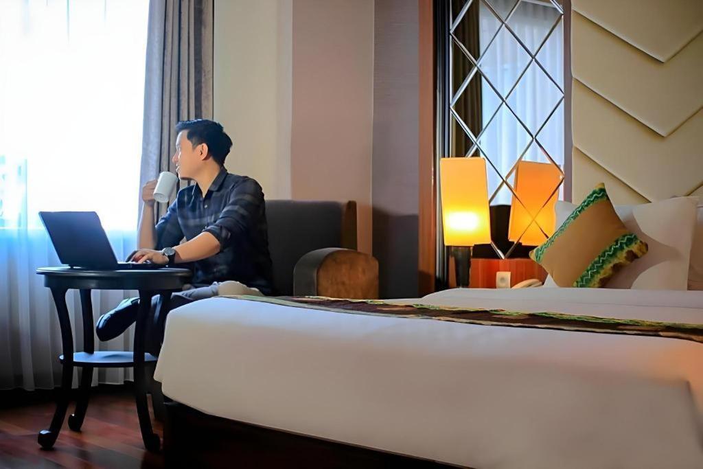 Grand Qin Hotel Banjarbaru Εξωτερικό φωτογραφία